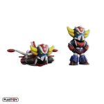 duo-figurines-spacer-goldorak-debout