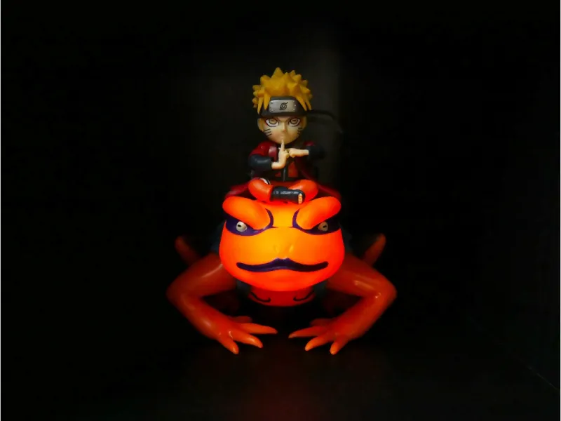 light-up-figurine-naruto-gamakichi