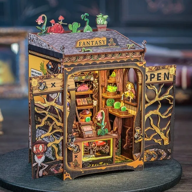 book-nook-boutique-de-plantes-fantastatiques-decor-miniature