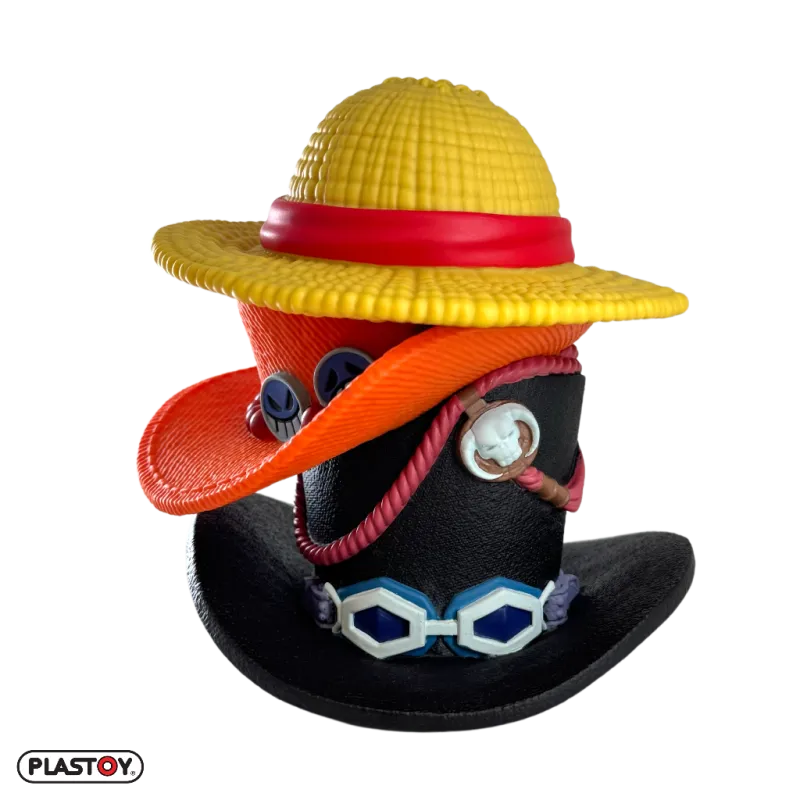tirelire-pile-de-chapeaux