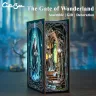 book-nook-la-porte-du-pays-des-merveilles-decor-miniature