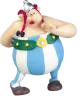 figurine-obelix-amoureux-avec-bouquet-de-fleurs