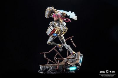 FIGURINE LEAGUE OF LEGENDS - VI